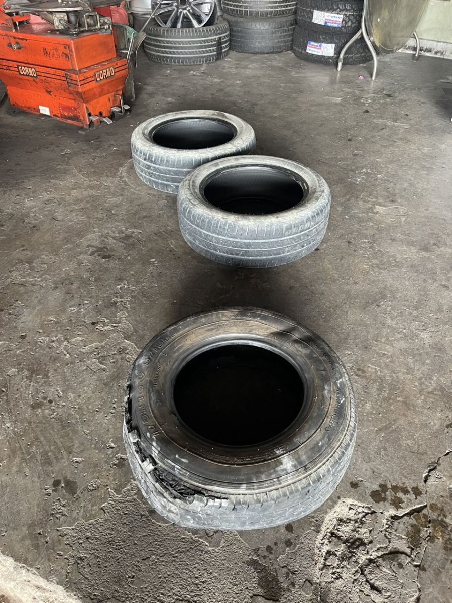 TÌM THÔNG SỐ ÁP SUẤT LỐP XE Ô TÔ Ở ĐÂU?